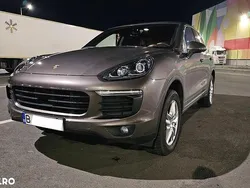 Maro Utilizat 2016 Porsche Cayenne S E-Hybrid Platinum Edition SUV | 28.999 EUR