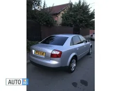 Argintiu Utilizat 2002 Audi A4 Berlinǎ | 2.200 EUR
