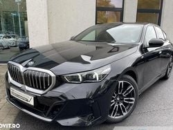 Culoarenegru Utilizat 2024 BMW 520 Comfort Edition Berlinǎ | 52.294 EUR (Preț OK)