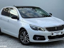 Alb Utilizat 2020 Peugeot 308 Allure Hatchback | 8.499 EUR (Preț bun)