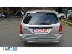 Gri Utilizat 2000 Ford Focus Break | 1.100 EUR (Preț bun)