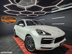 Culoarealb Utilizat 2018 Porsche Cayenne SUV | 38.000 EUR