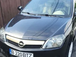 Negru Utilizat 2005 Opel Tigra | 1.850 EUR