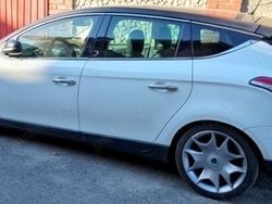 Utilizat 2010 Lancia Delta Hatchback | 3.600 EUR