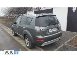 Gri Utilizat 2008 Mitsubishi Outlander SUV | 6.500 EUR (Puțin scump)