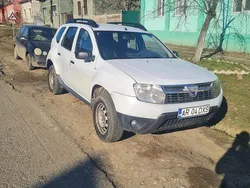 Alb Utilizat 2011 Dacia Duster SUV | 2.950 EUR (Preț OK)