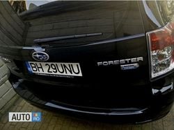 Negru metalizat Utilizat 2010 Subaru Forester SUV | 10.800 EUR (Scump)