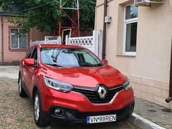 Culoarerosu Utilizat 2017 Renault Kadjar Zen SUV | 13.500 EUR (Preț OK)