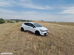 Culoarealb Utilizat 2014 Renault Clio IV Hatchback | 5.700 EUR (Preț OK)