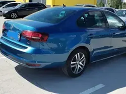 Albastru Utilizat 2018 VW Jetta Berlinǎ | 11.800 EUR (Scump)