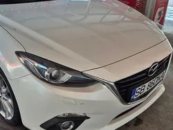 Alb Utilizat 2015 Mazda 3 Sports-Line Hatchback | 9.800 EUR (Preț OK)