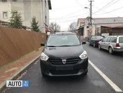 Negru Utilizat 2014 Dacia Lodgy Monovolum | 4.850 EUR (Preț OK)