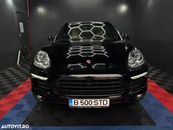 Negru Utilizat 2016 Porsche Cayenne SUV | 30.500 EUR (Super Preț)
