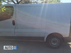 Alb Utilizat 2006 Nissan Primastar Monovolum | 3.200 EUR