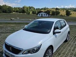Culoarealb Utilizat 2020 Peugeot 308 Active | 7.950 EUR (Preț bun)