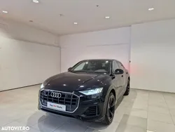 Negru normal Utilizat 2019 Audi Q8 SUV | 44.850 EUR