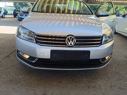 Gri Utilizat 2011 VW Passat Berlinǎ | 6.150 EUR (Preț OK)