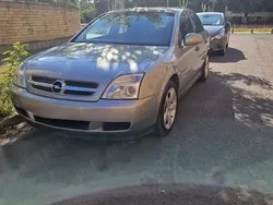 Utilizat 2005 Opel Vectra Berlinǎ | 1.700 EUR
