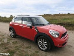 Culoarerosu Utilizat 2010 Mini Countryman SUV | 8.200 EUR