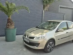 Bej Utilizat 2006 Renault Clio II Hatchback | 1.750 EUR (Preț OK)