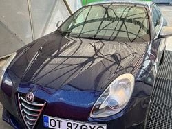 Culoarealbastru Utilizat 2011 Alfa Romeo Giulietta Hatchback | 5.900 EUR (Scump)