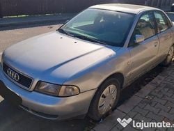 Argintiu Utilizat 1998 Audi A4 Berlinǎ | 650 EUR