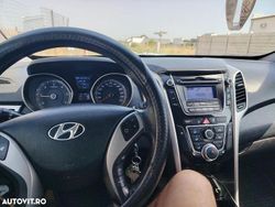 Culoaremaro Utilizat 2012 Hyundai i30 Comfort Hatchback | 4.000 EUR (Scump)