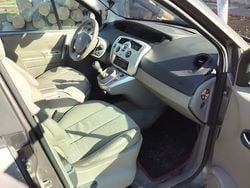 Utilizat 2003 Renault Scénic II Monovolum | 1.300 EUR (Super Preț)