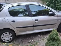 Utilizat 2005 Peugeot 206 Berlinǎ | 810 EUR