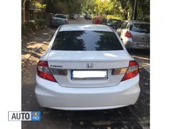 Alb Utilizat 2015 Honda Civic Berlinǎ | 11.000 EUR