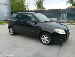 Negru Utilizat 2010 Skoda Fabia Style Hatchback | 3.210 EUR (Preț bun)