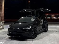 Culoarenegru Utilizat 2022 Tesla Model X SUV | 80.949 EUR (Scump)