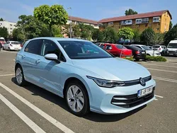 Albastru Utilizat 2024 VW Golf VIII Life Hatchback | 23.500 EUR (Preț OK)