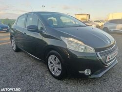 Culoaregri Utilizat 2012 Peugeot 208 Style Hatchback | 4.990 EUR (Scump)