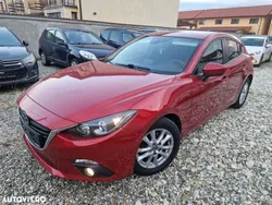 Rosu Utilizat 2015 Mazda 3 Sports-Line Berlinǎ | 6.099 EUR (Preț bun)
