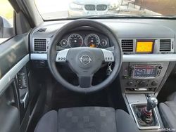 Utilizat 2003 Opel Vectra GTS Hatchback | 1.700 EUR