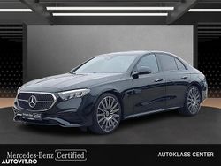Culoarenegru Utilizat 2024 Mercedes E200 AMG line Berlinǎ | 63.900 EUR