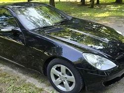 Negru Utilizat 2006 Mercedes SLK200 Cabrio | 6.999 EUR