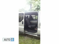 Gri Utilizat 2012 Opel Vivaro Van | 9.300 EUR (Puțin scump)