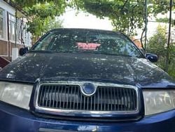 Albastru Utilizat 2000 Skoda Fabia Hatchback | 3.500 EUR