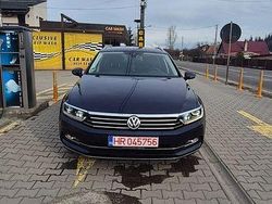 Albastru Utilizat 2016 VW Passat Highline Break | 11.499 EUR (Super Preț)
