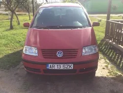 Rosu Utilizat 2002 VW Sharan Monovolum | 3.300 EUR