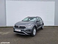 Gri Utilizat 2023 VW T-Roc Life SUV | 20.900 EUR (Preț bun)