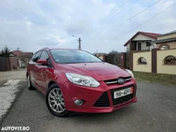 Rosu Utilizat 2011 Ford Focus Titanium Break | 5.200 EUR (Scump)