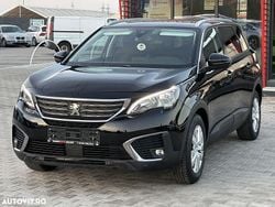 Culoarenegru Utilizat 2019 Peugeot 5008 Active Monovolum | 13.990 EUR (Preț bun)