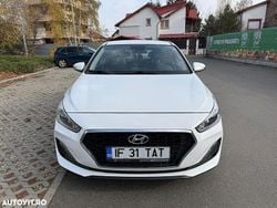 Culoarealb Utilizat 2019 Hyundai i30 Comfort Hatchback | 6.800 EUR (Preț bun)