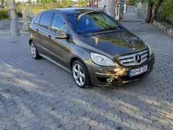 Utilizat 2010 Mercedes B180 Monovolum | 4.400 EUR (Preț OK)