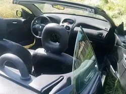 Utilizat 2004 Peugeot 206 CC Cabrio | 1.400 EUR