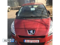 Rosu Utilizat 2011 Peugeot 5008 Monovolum | 5.200 EUR