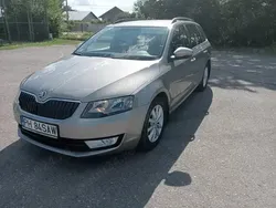 Utilizat 2014 Skoda Octavia Break | 7.800 EUR (Scump)